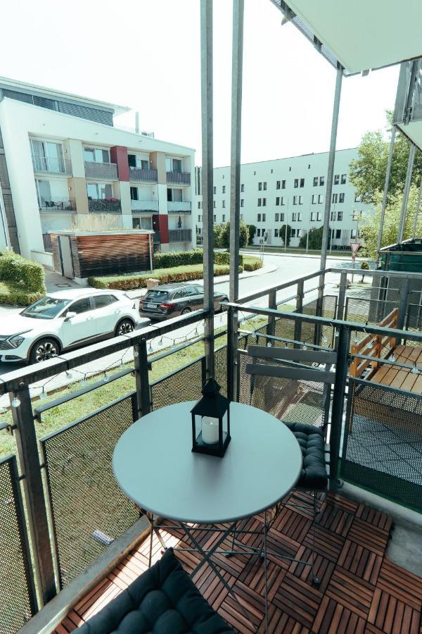Modern Und Gemuetlich Ggue. Uni-passau, Tg-stellplatz, Balkon Lejlighed *