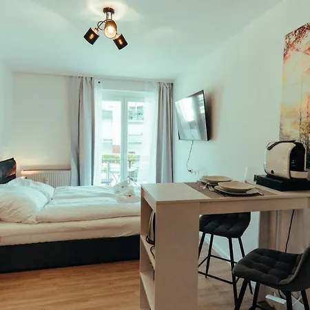 Apartment Modern Und Gemuetlich Ggue. Uni-Passau, Tg-Stellplatz, Balkon Exterior foto
